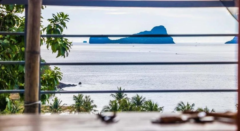 The Birdhouse El Nido - Glamping