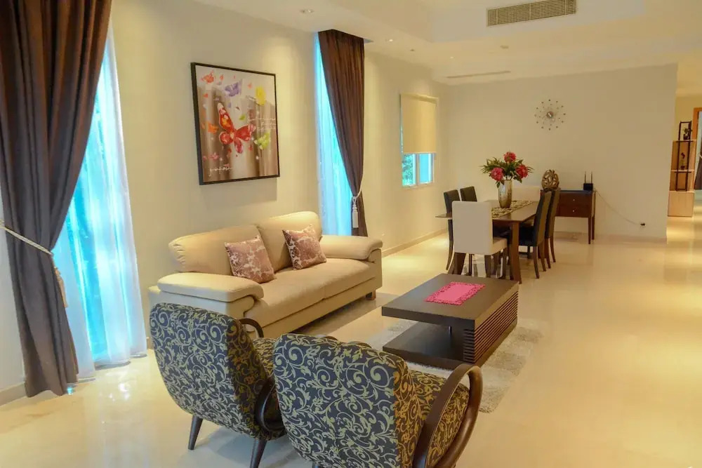 3 Bedrooms Premium Sudirman Residence by Travelio