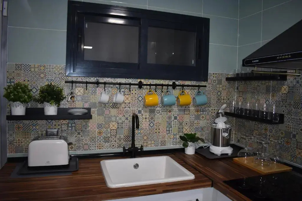 Centro Torremolinos Apto 1 Hab 2-4 Personas Piscina WiFi Terraza Ascensor 3 Planta