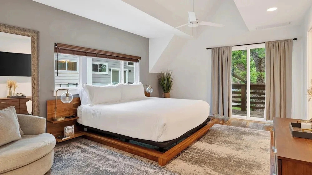 Govalle Glow by Avantstay East Austin Retreat Firepit Near Downtown + Nightlife
