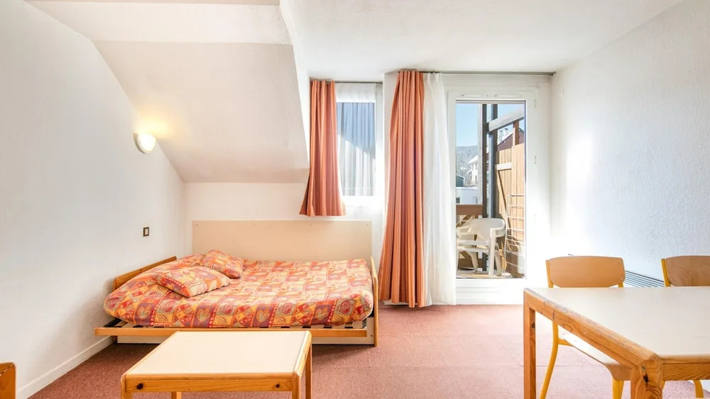 Quiet Alpine Stay Near Vercors