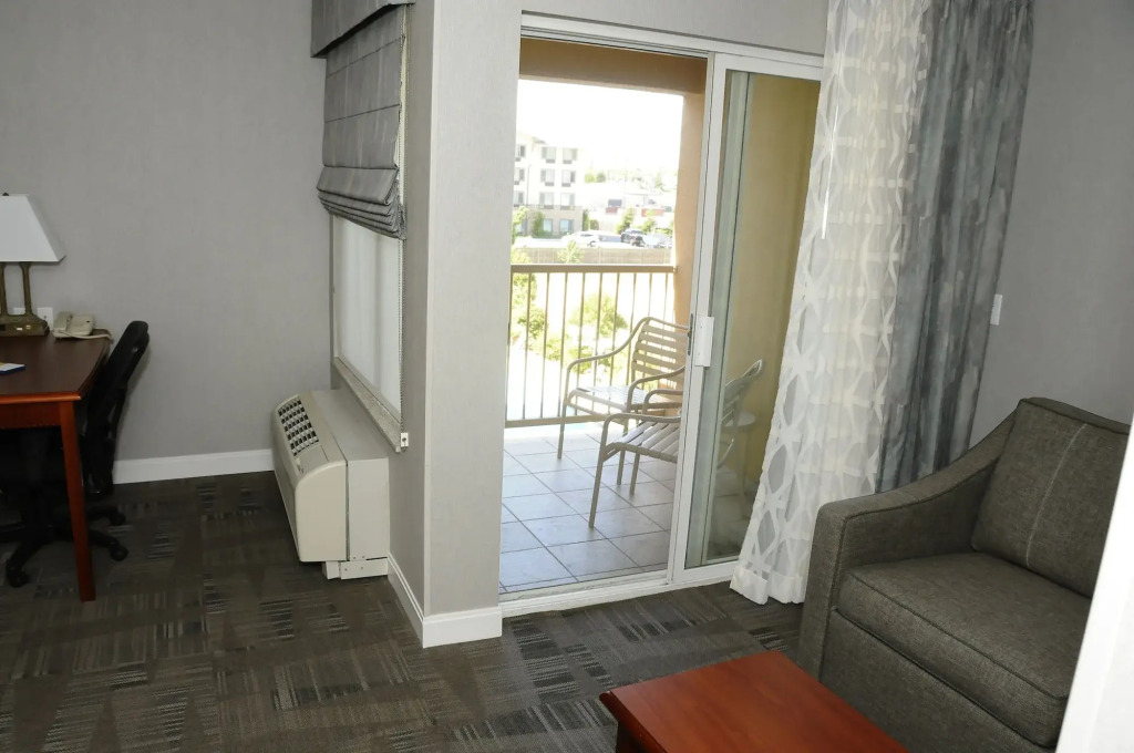 Hampton Inn & Suites Redding
