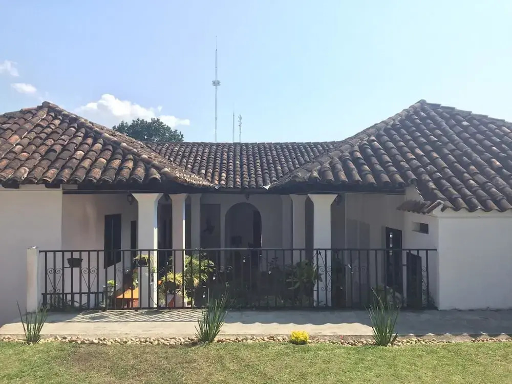 Casa LOBE