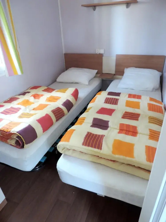 Bungalow With 2 Bedrooms in Rochechouart, With Wonderful Lake View, Po