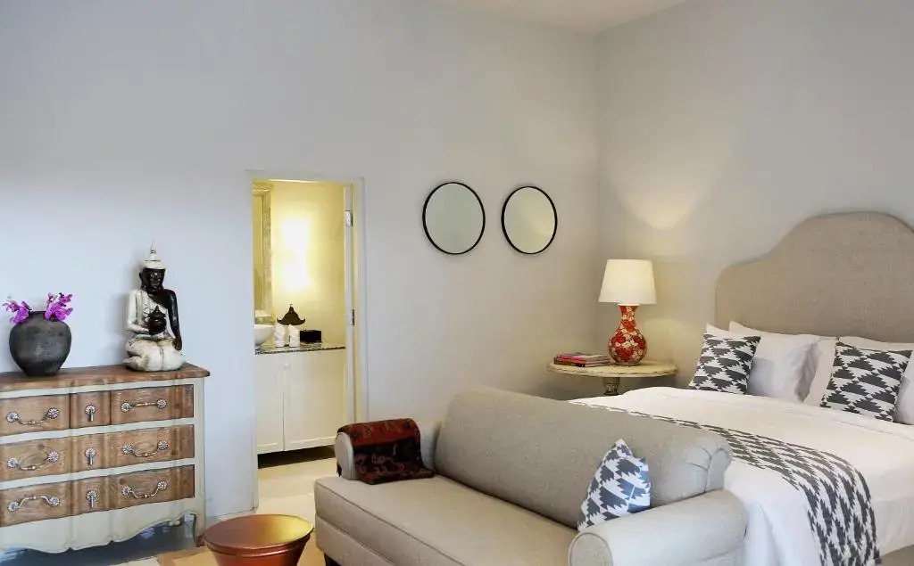 Room Sweet Room - Seminyak Center, walk to the Beach