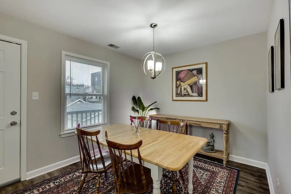 Great 6 BR/4 BA house for larger groups up to 12 by AllSet Turnover