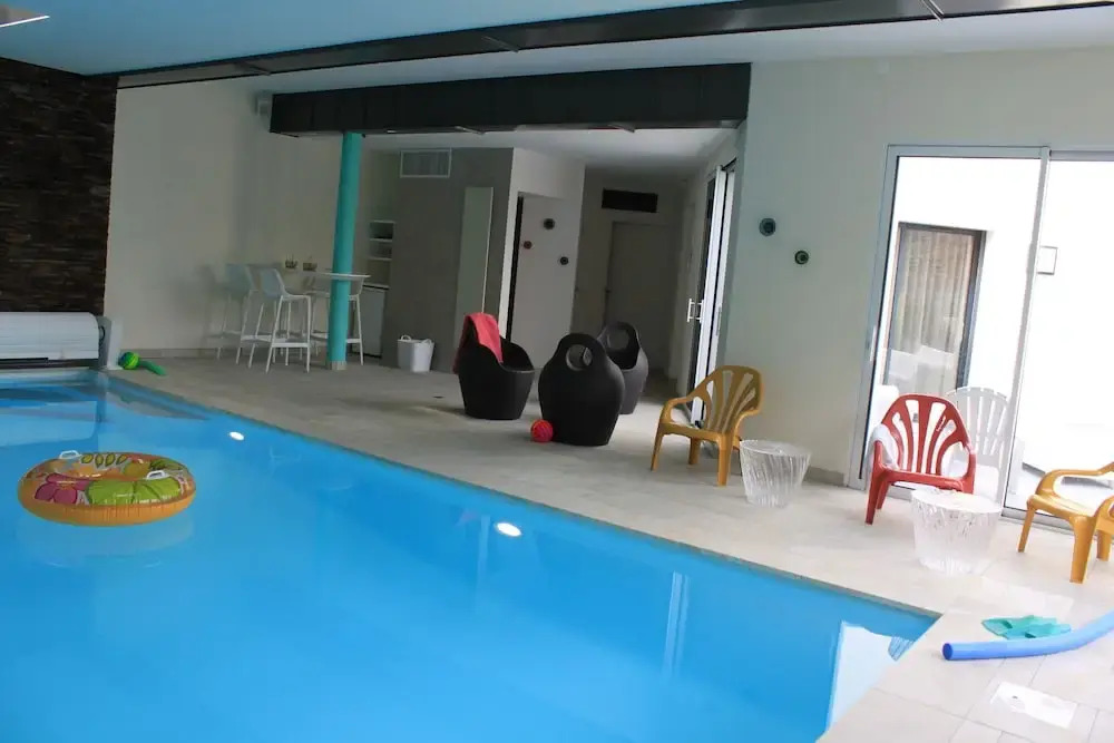 Villa ty Mam'Goz, Pres de Roscoff, spa, piscine interieure, plage a 50 m