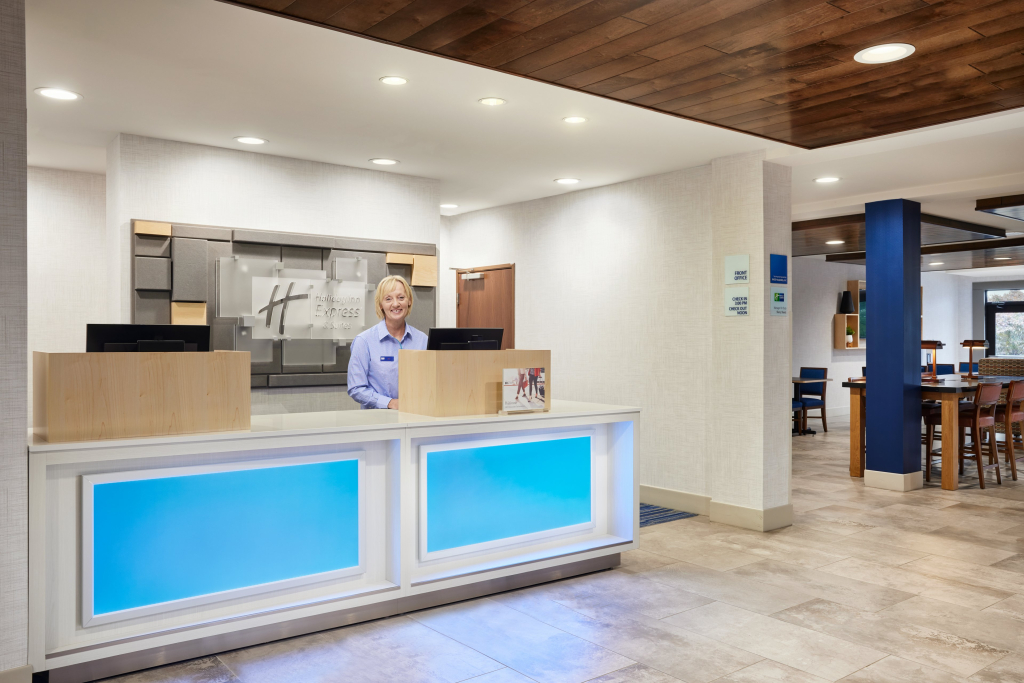 Holiday Inn Express Hotel & Suites Salem by IHG