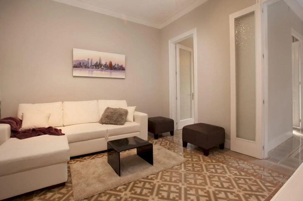 SOFIA 1 · Sofia's Balcony · Beautiful apartment to Enjoy the real Barcelona