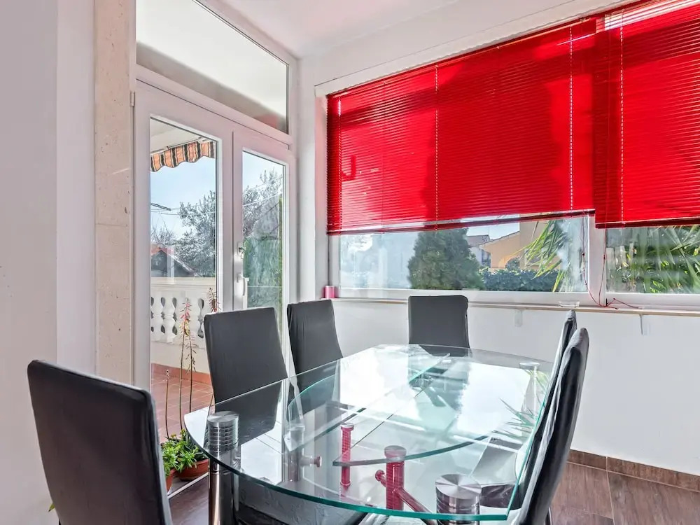 Refined Apartment in Kaštel Lukšić with Garden