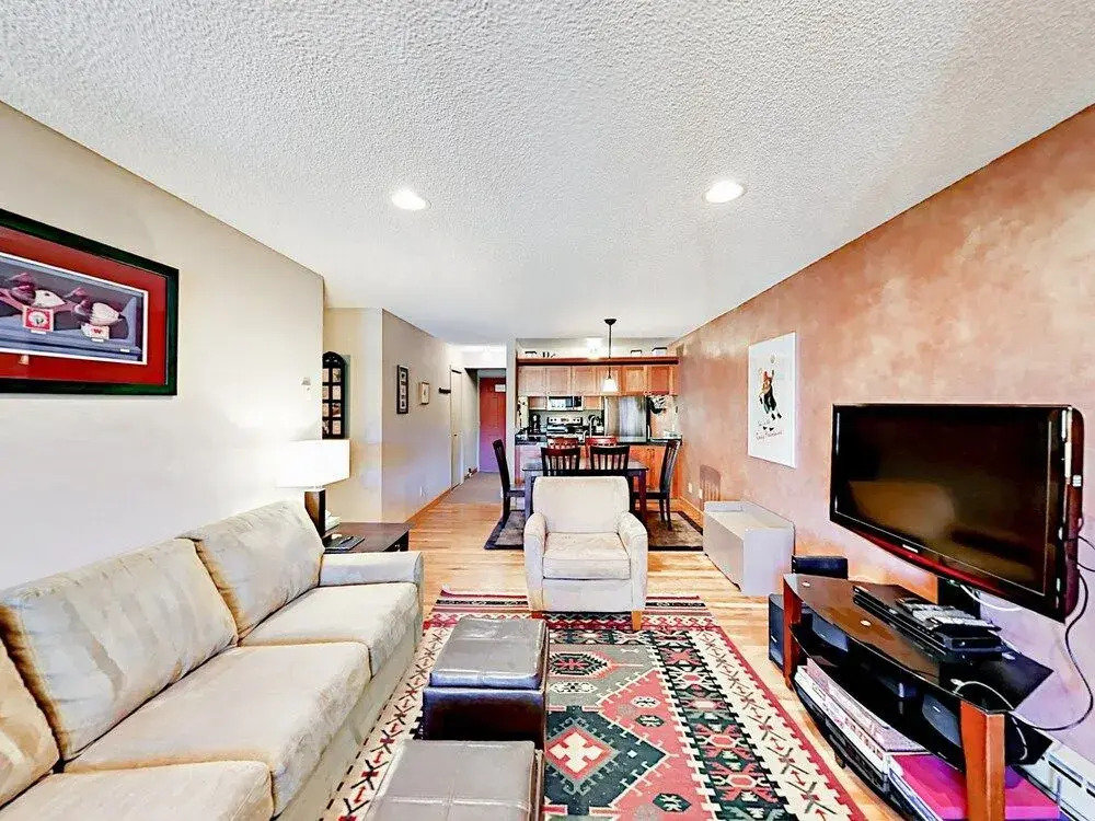 1001 Grandview Drive Condo Unit B22