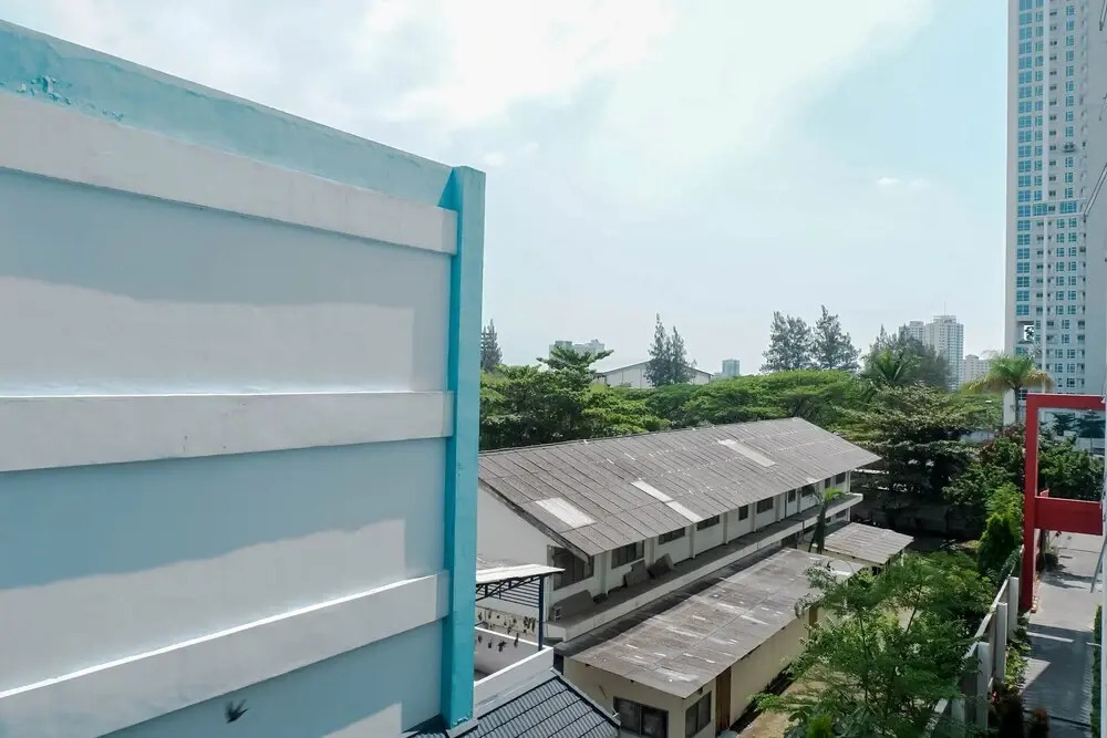 Comfortable 2BR Apartment at Pavilion Permata