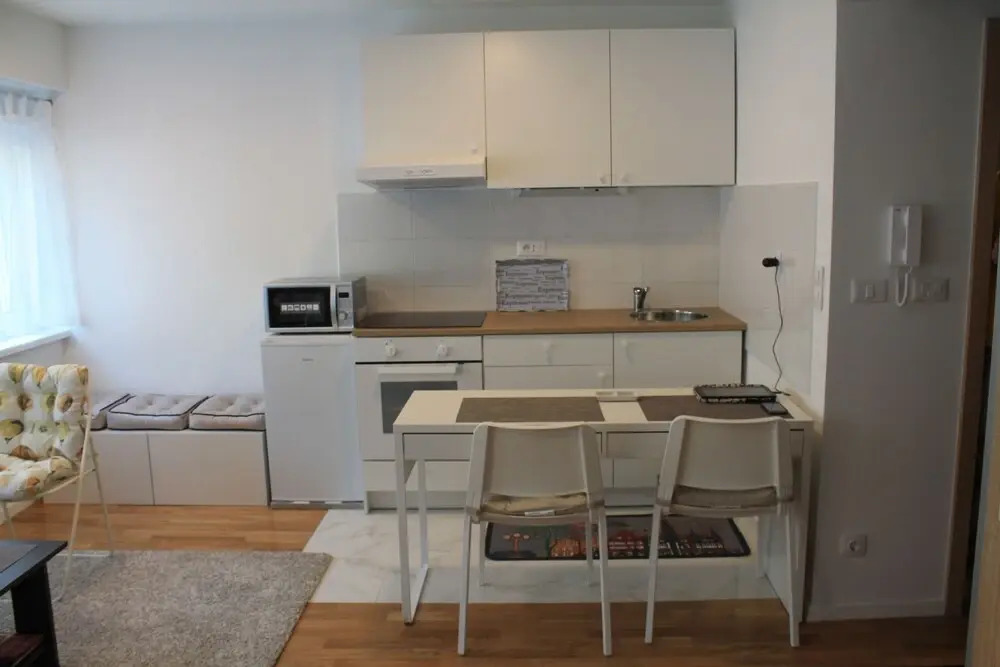 Studio Apartment Mali Ty