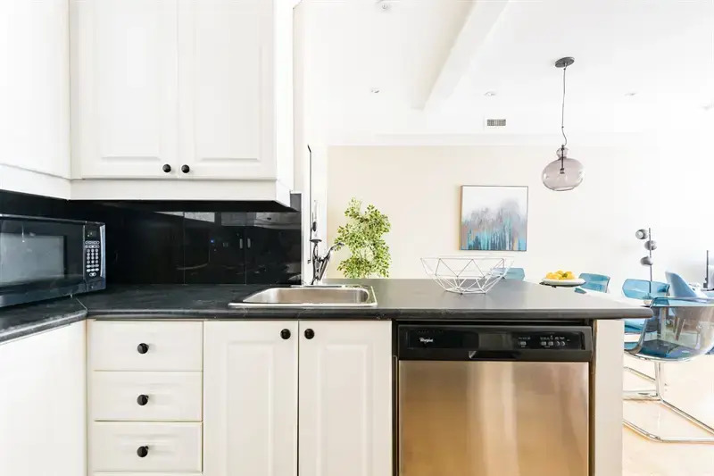 Bright 3BR in Church Yonge Corridor by Sonder