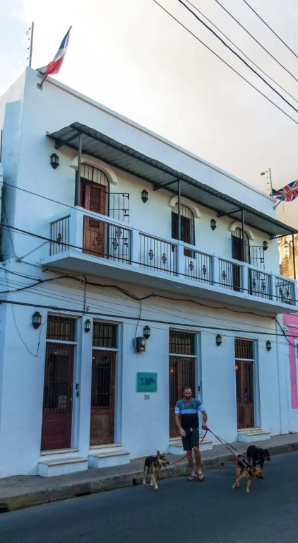Island Life Hostel