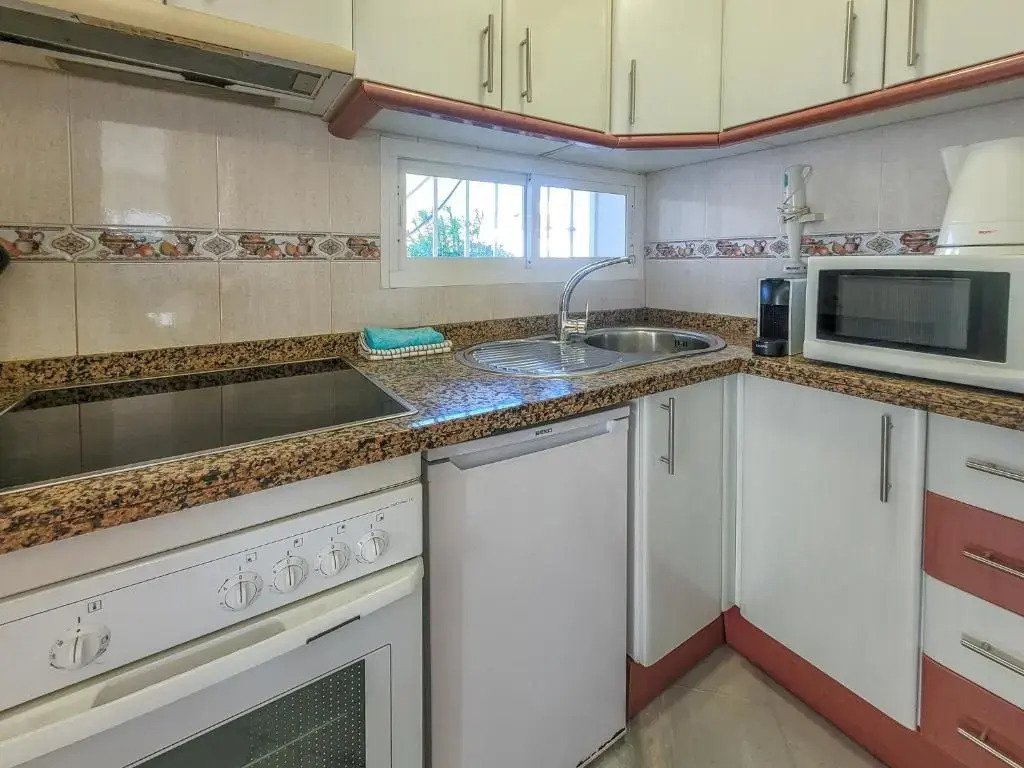 Beautiful 2br Fully Equipped - Sitio de Calahonda