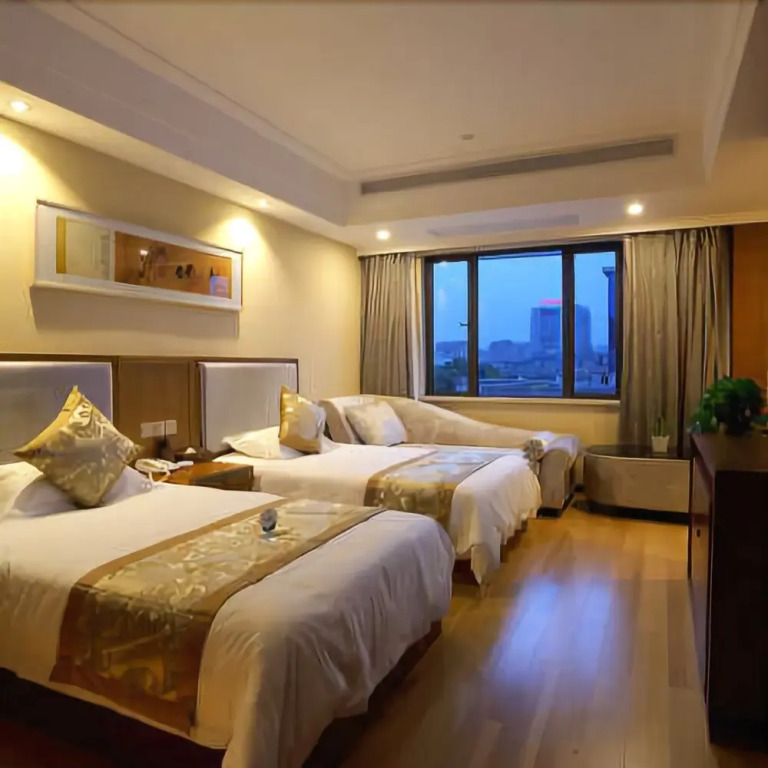 Suzhou Wanyue Holiday Hotel