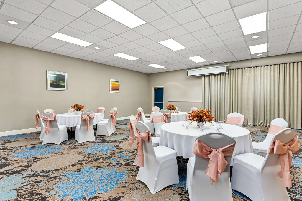 Best Western Cascadia Inn