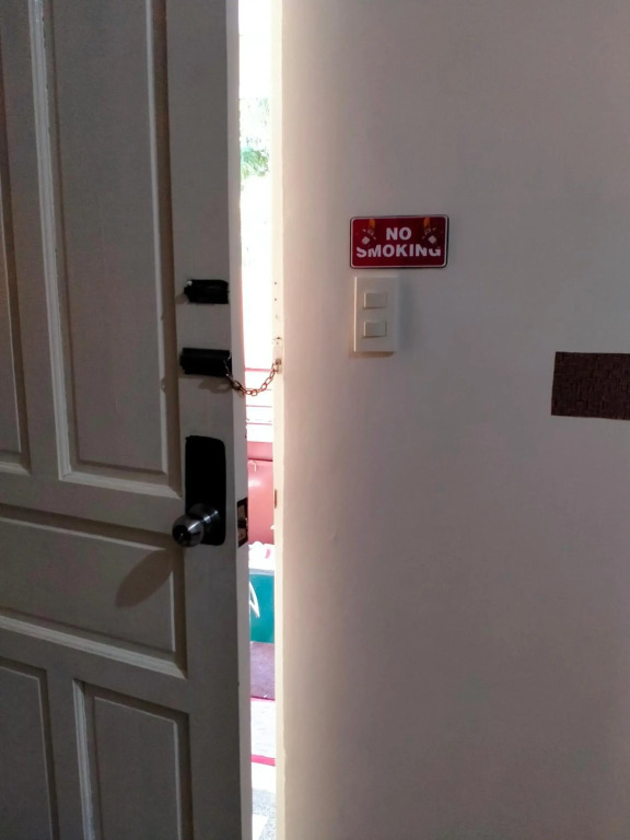 V.F. Riton Apartelle