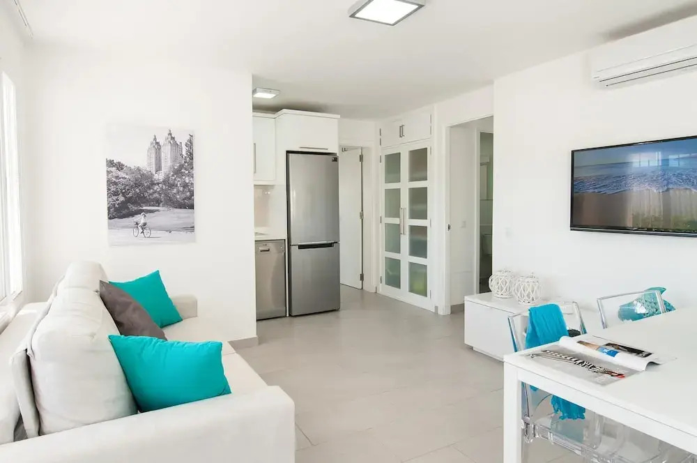 Beach House With Private Pool in San Agustín - ET1