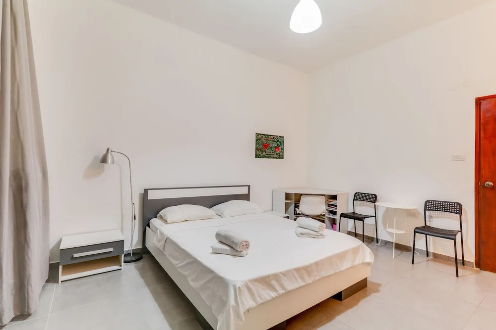 Studio for 2 people. Near Bograshov Beach