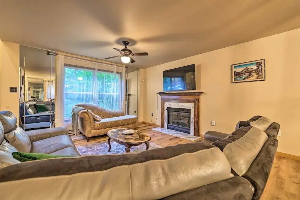 Lake Access & Fire Pit: Spacious Tobyhanna Home!