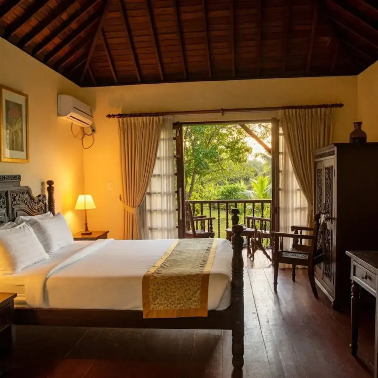 Mirage inn