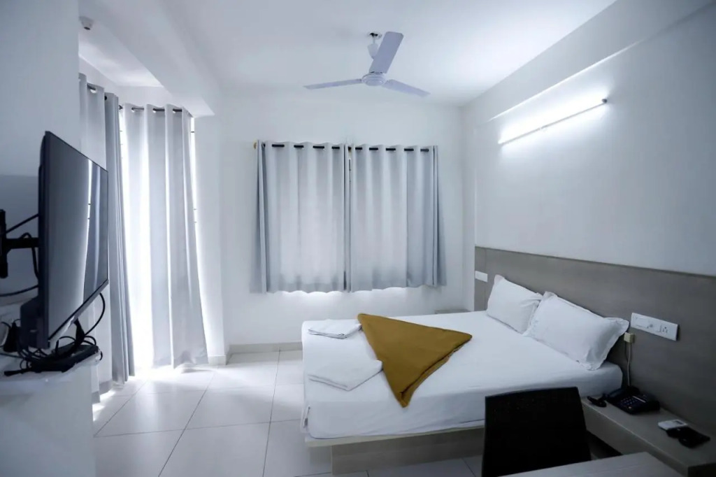 Hotel Gurudev Residency