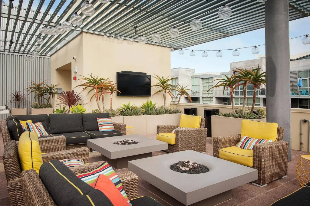 Sunshine Suites at East Village