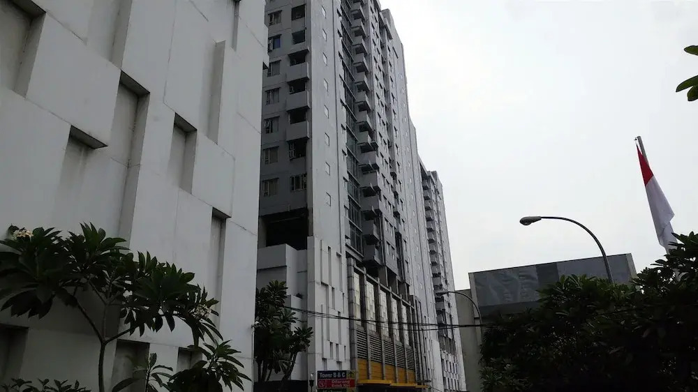 Luxury 2BR at 8th Floor Menteng Square Apartment By Travelio
