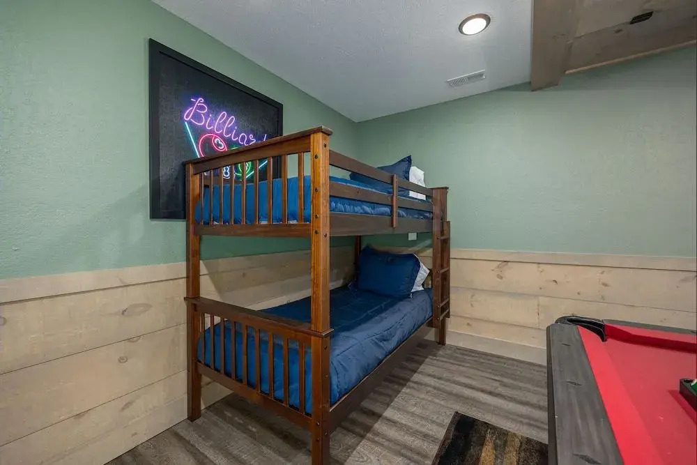 Smoky Pines Chalet