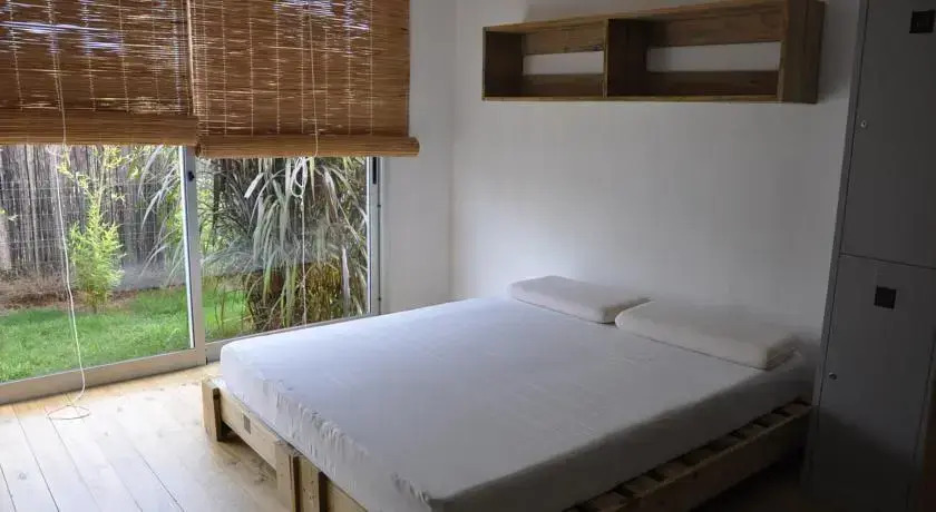 Rojo y Negro Hostel - Posada