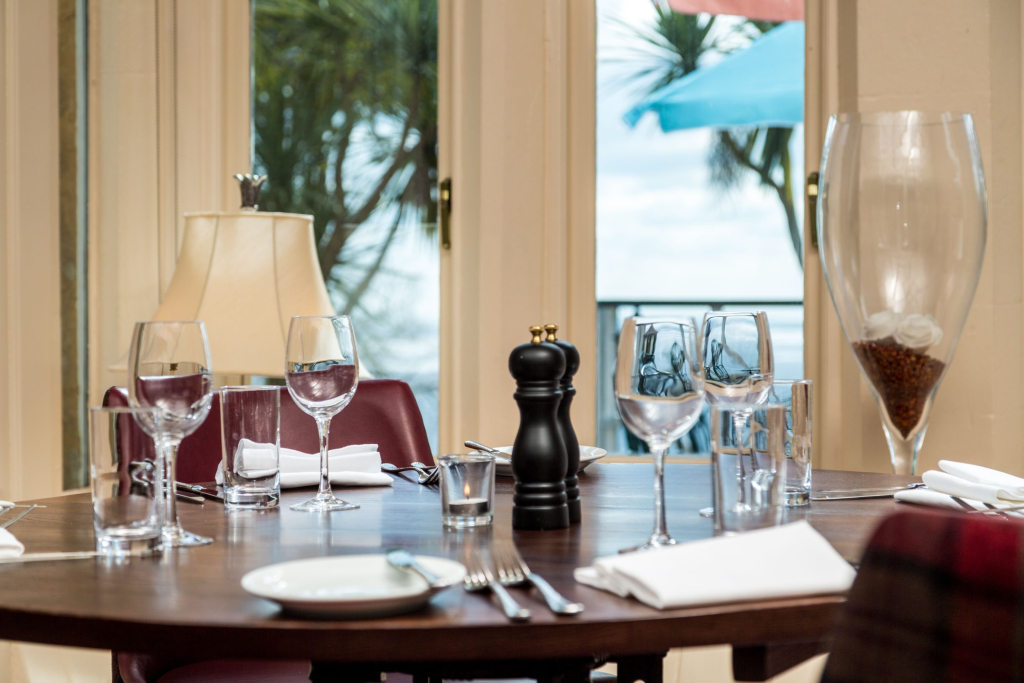 Orestone Manor Hotel