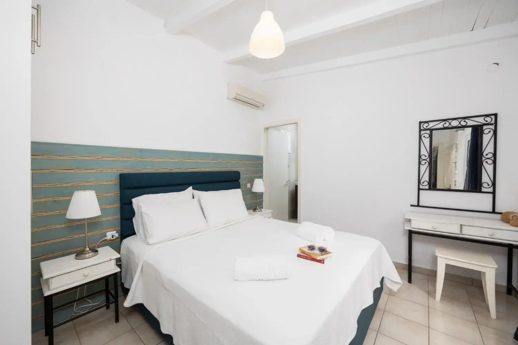 Levrecchio Beach Cottage