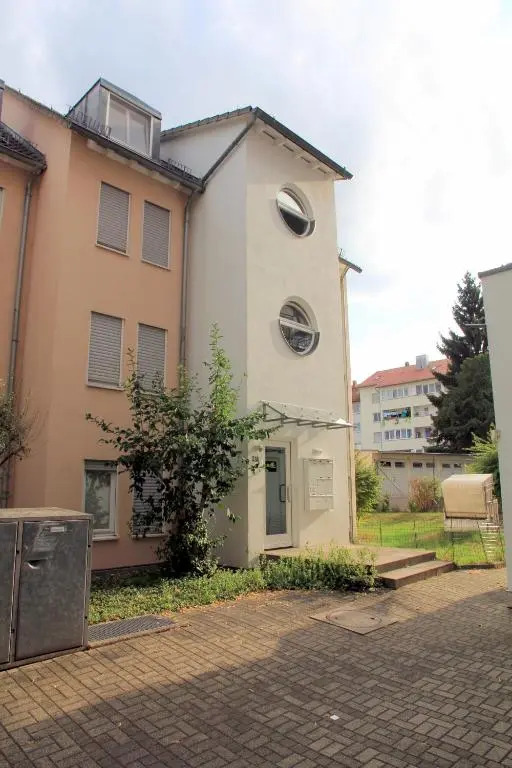 Ruhige Gemutliche 2z-Whg in S-West