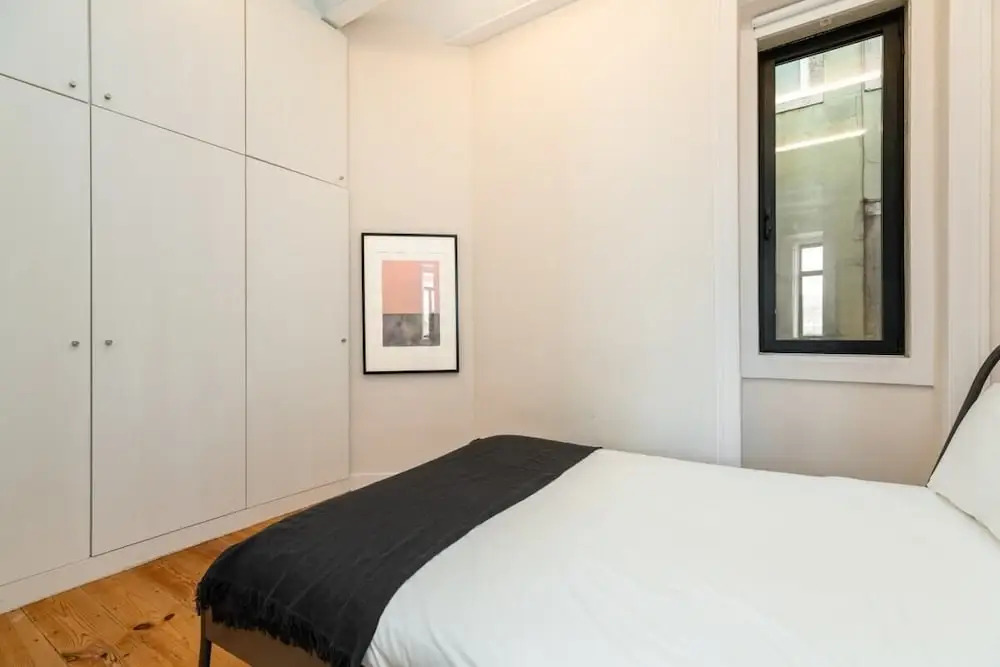 Design Spacious 2bd, 5mins From Lx Factory!