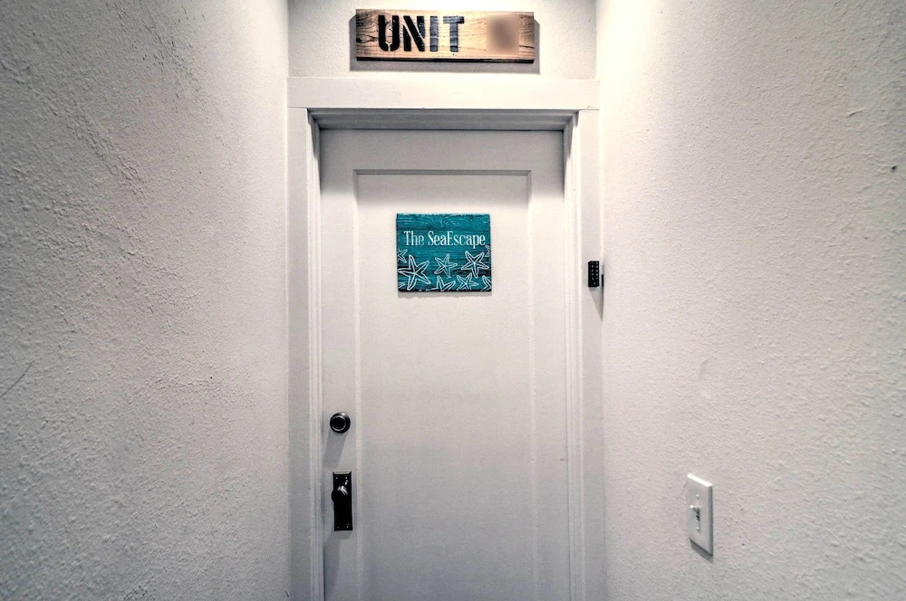 Immaculate Long Beach Apt w/ Gorgeous Kitchen