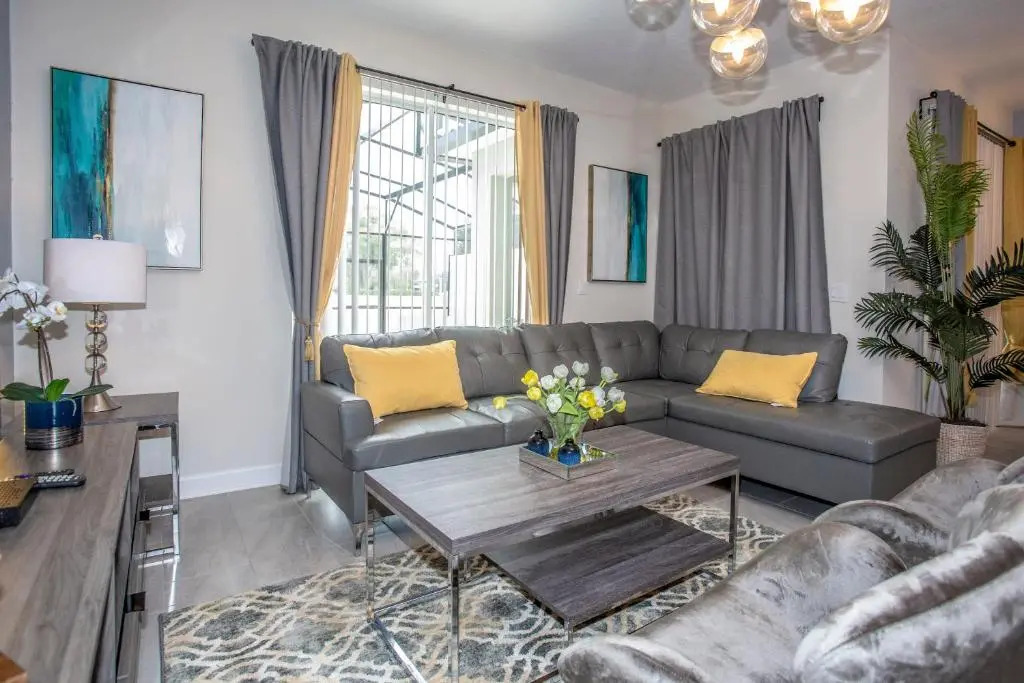 Splendid Four Bedroom Close To Disney w/ Pool 4987