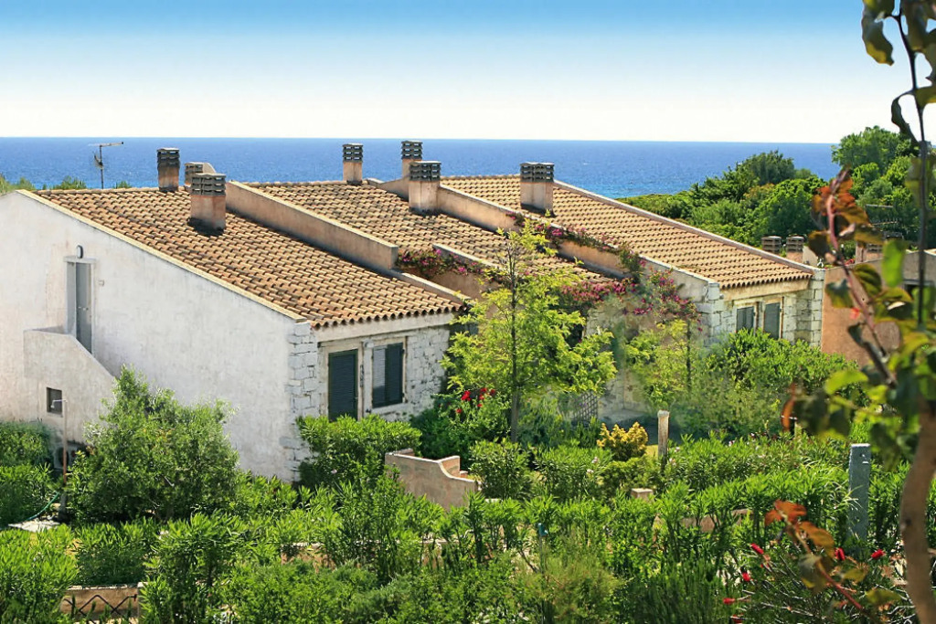 Flat in Castiadas Costa Rei with garden, balcony or terrace
