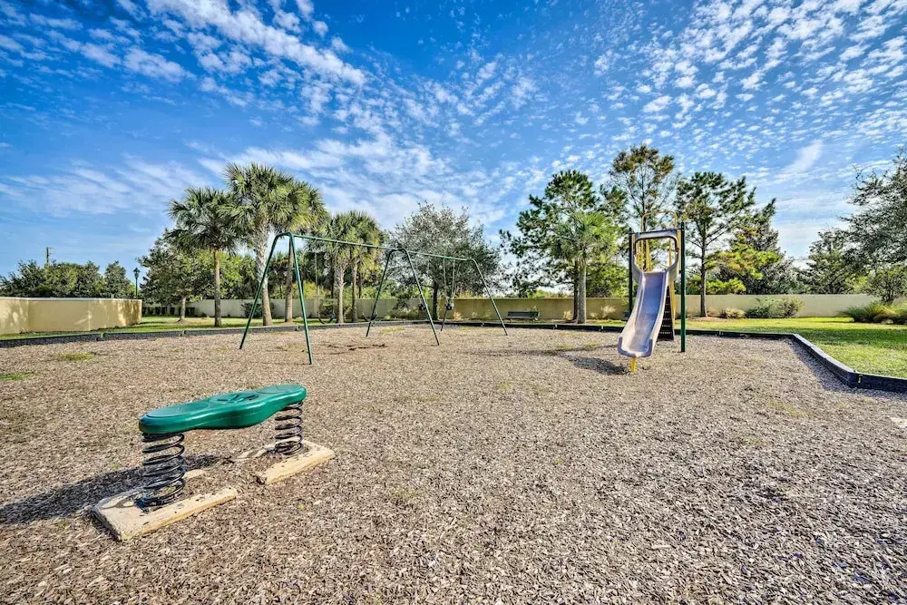 Kissimmee Getaway ~ 4 Mi to Walt Disney World