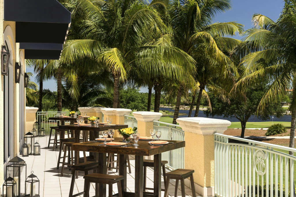 The Ritz-Carlton Naples, Tiburon