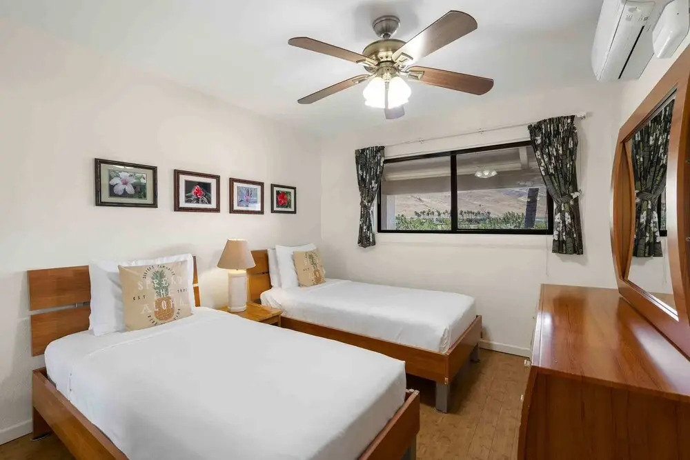 Lauloa 410 - Top Floor, Oceanfront Lanai, Molokini & Halaeakala Views, Split A/C
