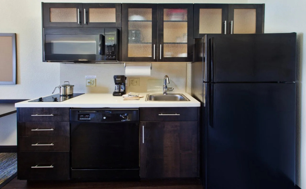 Sonesta Simply Suites Denver West Federal Center