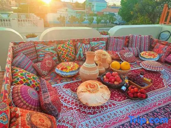Niuniu Residence｜600 French Garden· Cloud View Sunset Terrace B&B (Bagua City)