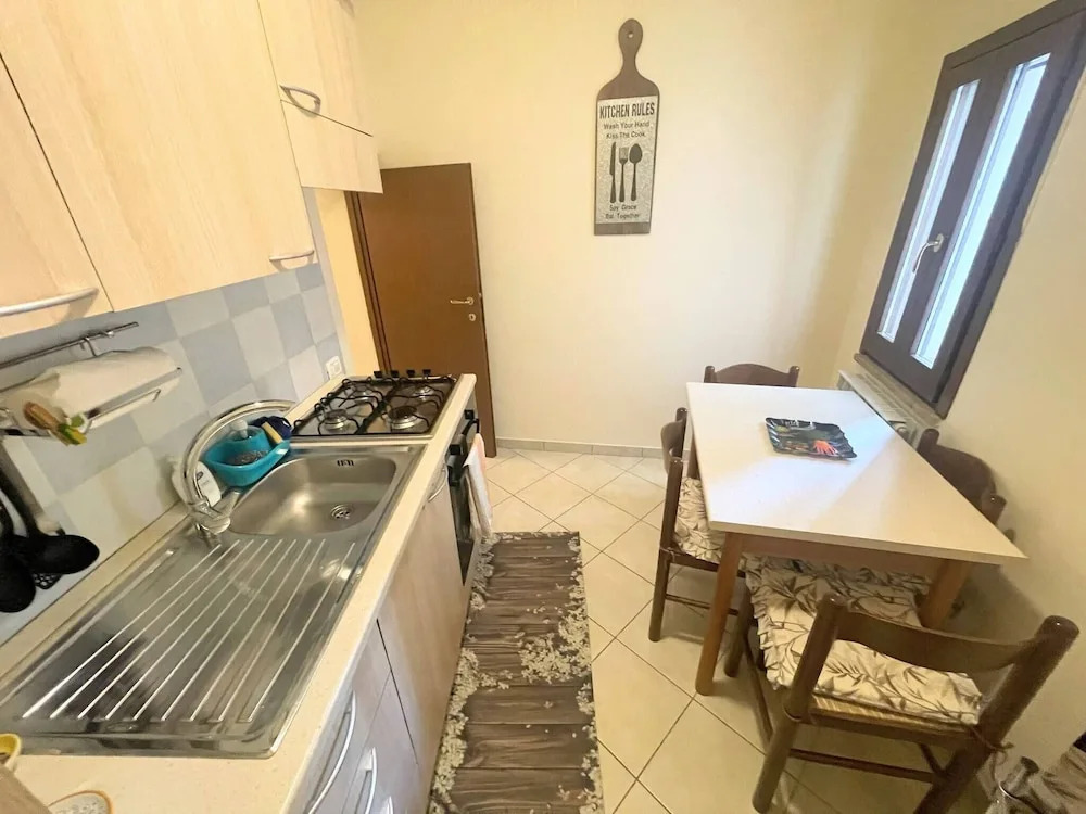 Elegant Apt Spoleto A1 Train Station 2 kms Sleeps 6