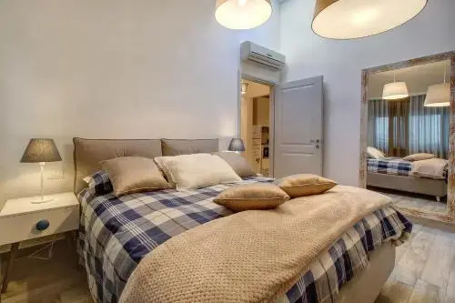 Faenza Elegant