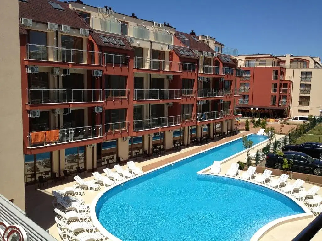 Z&Z "Onegin" Apartments
