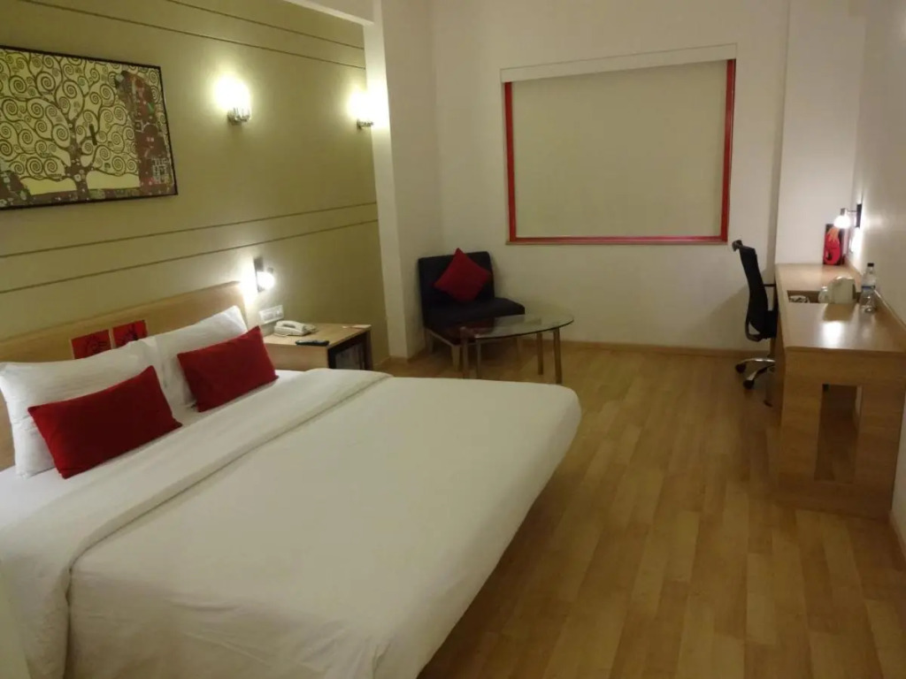 Red Fox by Lemon Tree Hotels, Hyderabad