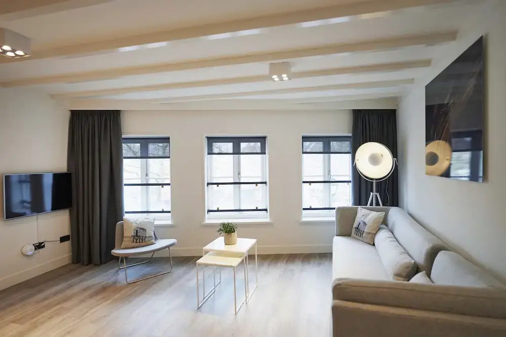 "DE BANK" - Hotel Apartments