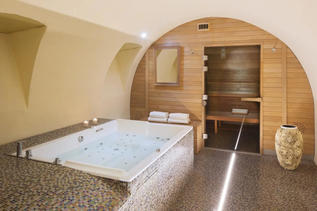 Hotel Celeste Batignolles Montmartre